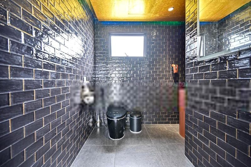 7 Bed Apartment (Condo) for Sale in  Avon Park - Image 14